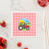 Rode Tractor op Rode en Witte Gingham Servet (Insitu)