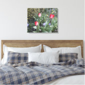 Rode tuintulpen canvas afdruk (Insitu (Slaapkamer))