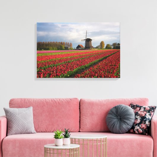 Rode tulpen en een windmolen canvas afdruk (Insitu (Woonkamer))