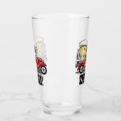 Rode vrachtwagen op de borst van Beer Glass Glas (Links)