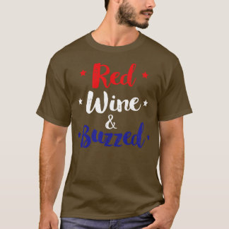 Rode wijn en bruine wijn op 4 juli t-shirt