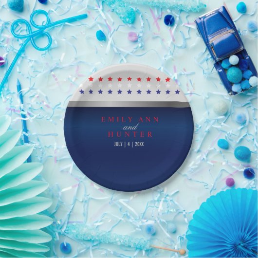 Rode, witte en blauwe patriottische sterren papieren bordje (Feest)