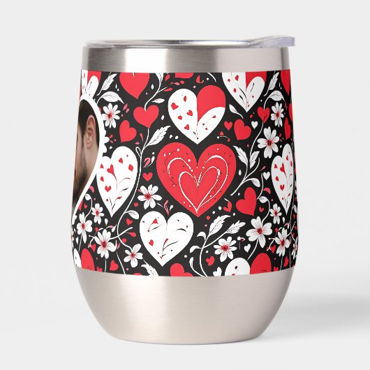 Rode, zwarte en witte harten en bloemen foto (Links)