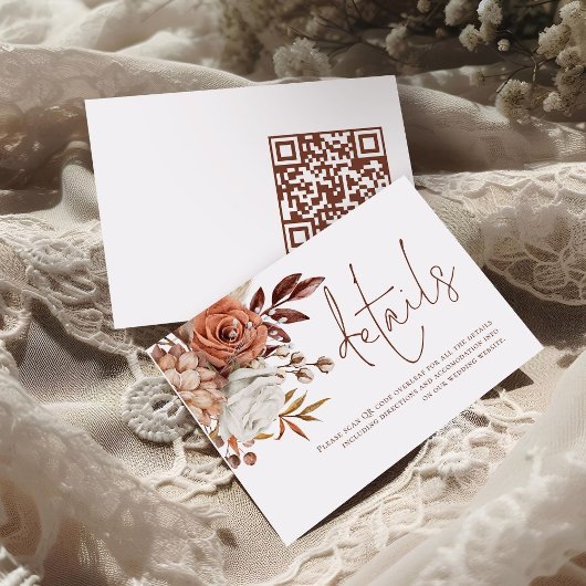 Roest Bloemen Bruin Script QR Code Trouwdetails Informatiekaartje