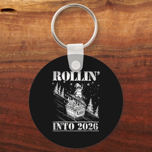 Rollin' Into 2026 Funny Raccoon Dumpster Fire Art Sleutelhanger (Voorkant)