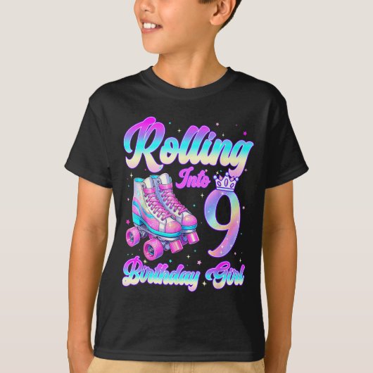 Rolling Into 9 Year Old Roller Skating 9th Birthda T-shirt (Voorkant)
