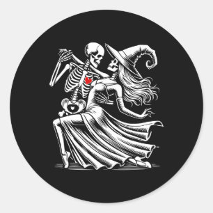 Romance dansen met heks ronde sticker