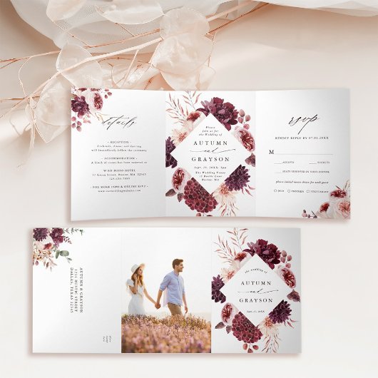 Romance Waterverf Floral Wedding Drieluik Uitnodiging