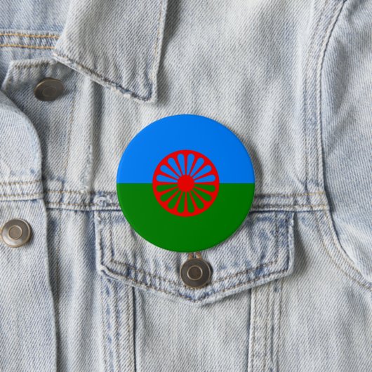 Romani Flag Ronde Button 7,6 Cm (In situ)