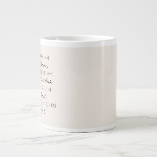 Romans 5:5 Hope Bible Verse Mug  Extra Grote Beker (Voorkant)