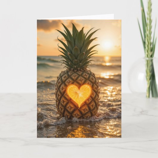 Romantic Birthday Pineapple With a Glowing Heart Kaart (Voorkant)