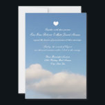 Romantic blye ciel blanc nuages blancs invitations<br><div class="desc">Un ciel bleu romantique obscurcit les invitations aux mariages. Qualité de texte et de papier élégants et personnalisables. Conception de photos romantiques avec texte de coeur et de script.</div>