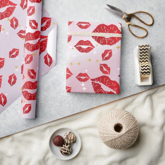 Romantic chic luxe red lips cadeaupapier (Crafts)