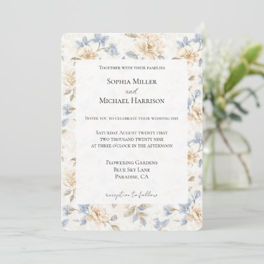 Romantic Cream Floral Blue Leaves Wedding Kaart (Staand voorkant)