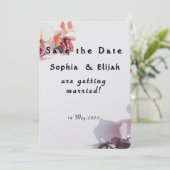 Romantic Elegant Floral Enregistrer la date Carte (Debout devant)