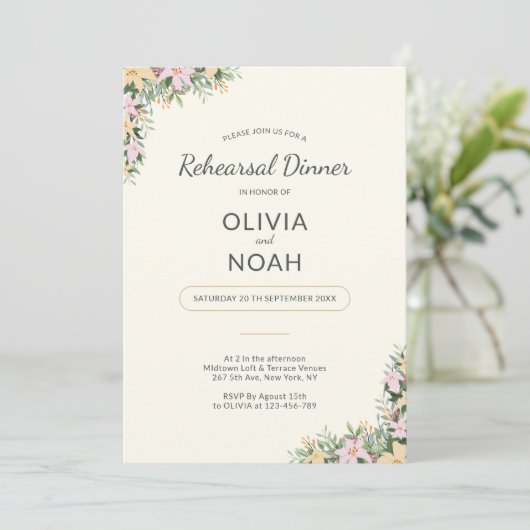 Romantic Floral Rehearsal Dinner Invitation Kaart (Staand voorkant)