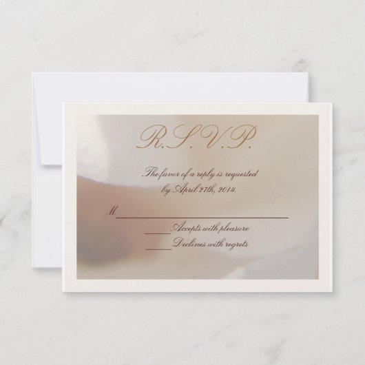 Romantic Ivory Magnolia Wedding RSVP (Voorkant)