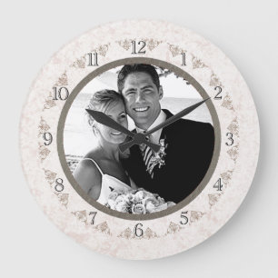 Romantic Ivory Scallop Weduwfoto Grote Klok