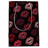 Romantic Lip Print Gift Bag Medium Cadeauzakje (Voorkant)