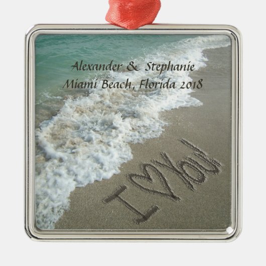 Romantic Love on the Beach Metalen Ornament (Voorkant)