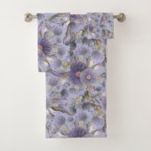 Romantic Mauve Wattle & Eucalyptus Bath Set Bad Handdoek (Insitu)