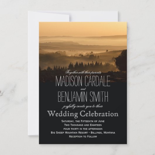 Romantic Misty Mountains Rustic Wedding Invitation Kaart (Voorkant)