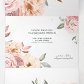 Romantic Peach Rozen Floral Drieluik Aankondiging (Binnenkant midden)