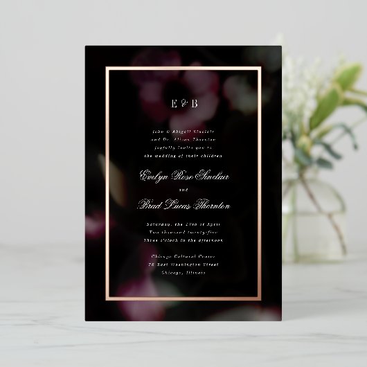 Romantique Noir Foil Frame Mariage Invitation (Debout devant)