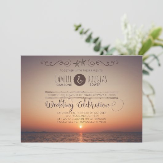 Romantique Sunset Beach Mariage Invitation (Debout devant)