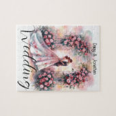 Romantisch paar onder bloemenboog bruiloft legpuzzel (Horizontaal)