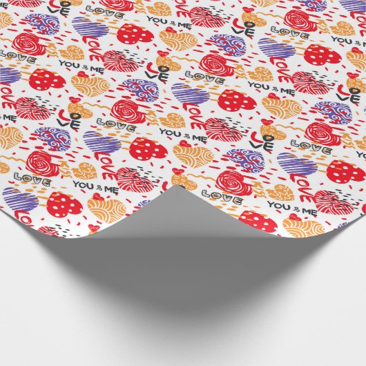 Romantisch patroon jij en ik. Kleurrijk aan wit Cadeaupapier (Hoek)