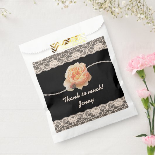 Romantisch Roos met faux kant op zwart Bedankzakje (Gezegeld)