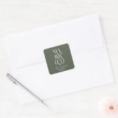 Romantisch script sagegroene getrouwde trouw vierkante sticker (Envelop)