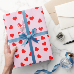 Romantisch Speels Rood Hart Patroon Pastelroze Cadeaupapier