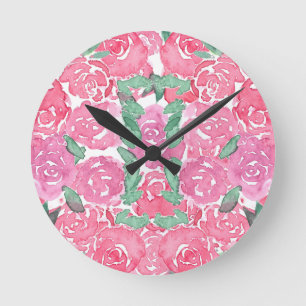 Romantisch waterverfrozen roze rood bloempatroon ronde klok