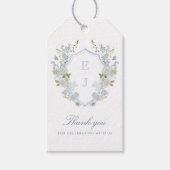 Romantisch Zacht Blauw Monogram Crest Bruiloft Cadeaulabel (Voorkant)