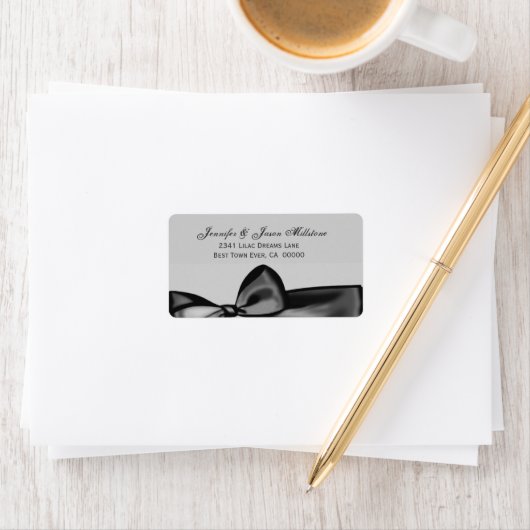 Romantisch Zilver Grijs Zwart Bow Bruiloft Label (Insitu)