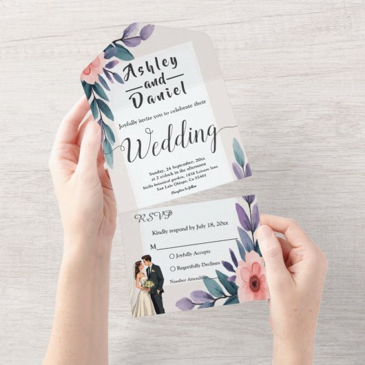 Romantische bruid en bruidegom zomer bloemenbruilo all in one uitnodiging (Afscheurbaar)
