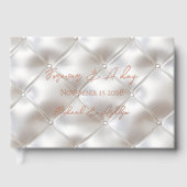Romantische Glam White Faux Leather Wedding Gastenboek (Voorkant)