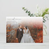 Romantische kalligrafie script foto bruiloft bedankkaart (Staand voorkant)