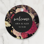 Romantische Moody Floral Bruiloft Naam Datum Zwart Bedankjes Labels (Voorkant)