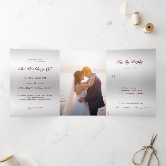 Romantische rode juweel Gem Bow QR Code Huwelijk Drieluik Uitnodiging (Binnen)