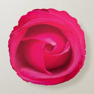 Romantische rode roze roos rond kussen