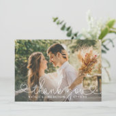 Romantische Script Harten Trouwfoto Bedankkaart (Staand voorkant)