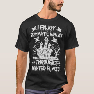 Romantische spookjacht wandelt door spookachtige p t-shirt
