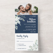 Romantische witte zachte bloem blauwe fotobruiloft all in one uitnodiging (Binnen)