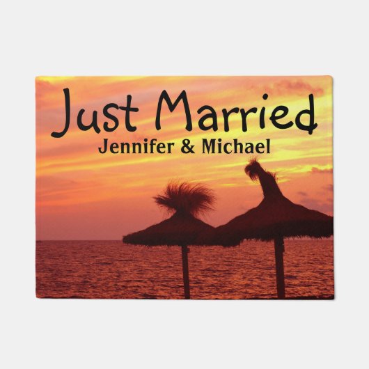 Romantische Zonnetijd op het Zee - Gewoon gehuwd D Deurmat (Voorkant)