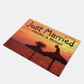 Romantische Zonnetijd op het Zee - Gewoon gehuwd D Deurmat (Schuin)