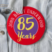 Rond 15,2 Cm Badge d'anniversaire 85e à personnaliser. (En situation)