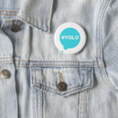 Rond 5 Cm badge turquoise YOLO (En situation)